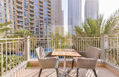 Apartment - 2 Bedrooms - 2 Bathrooms for rent in Standpoint Towers - Downtown Dubai - Dubai