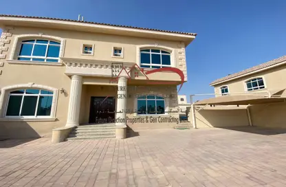 Villa - 5 Bedrooms - 7 Bathrooms for rent in Mohamed Bin Zayed Centre - Mohamed Bin Zayed City - Abu Dhabi