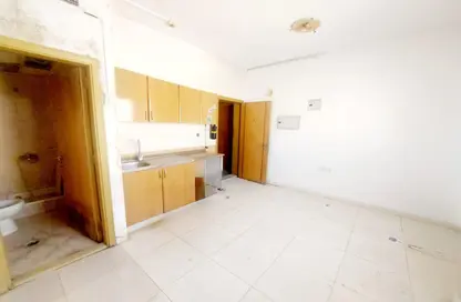 Apartment - 1 Bathroom for rent in Al Mujarrah - Al Sharq - Sharjah