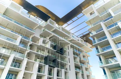 Duplex - 3 Bedrooms - 4 Bathrooms for sale in Oasis 2 - Oasis Residences - Masdar City - Abu Dhabi