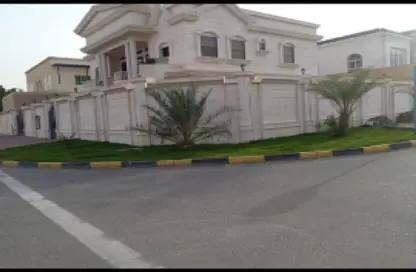 Villa - 4 Bedrooms - 4 Bathrooms for sale in Al Hooshi Villas - Hoshi - Al Badie - Sharjah