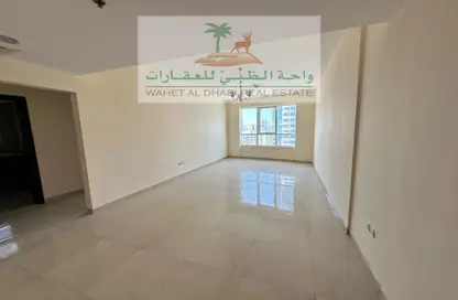 Apartment - 2 Bedrooms - 3 Bathrooms for rent in Ameer Bu Khamseen Tower - Al Majaz 3 - Al Majaz - Sharjah