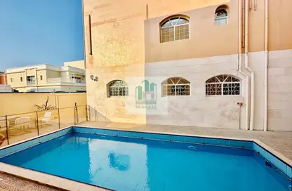 Pool image for: Villa - 5 Bedrooms - 6 Bathrooms for rent in Umm Suqeim 2 Villas - Umm Suqeim 2 - Umm Suqeim - Dubai, Image 1