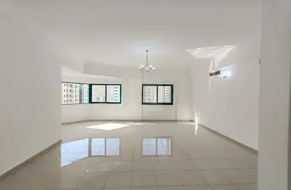 Apartment - 3 Bedrooms - 4 Bathrooms for rent in Al Majaz 3 - Al Majaz - Sharjah