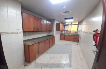 Apartment - 2 Bedrooms - 2 Bathrooms for rent in Shabiya 9 - Shabiya - Mussafah - Abu Dhabi