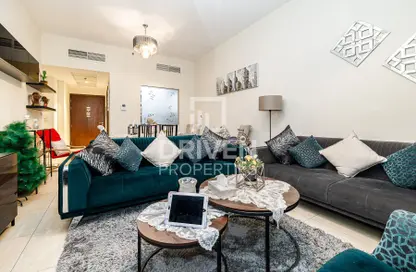 Apartment - 2 Bedrooms - 3 Bathrooms for sale in Daisy - Azizi Residence - Al Furjan - Dubai