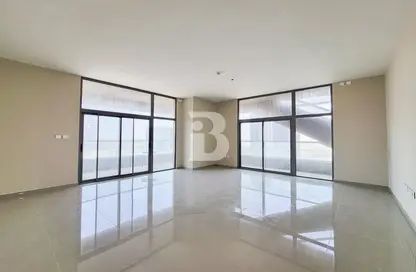 Apartment - 2 Bedrooms - 4 Bathrooms for rent in Al Reem Bay Towers 2 - Najmat Abu Dhabi - Al Reem Island - Abu Dhabi