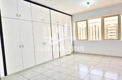 Apartment - 3 Bedrooms - 4 Bathrooms for rent in Airport Road - Abu Dhabi