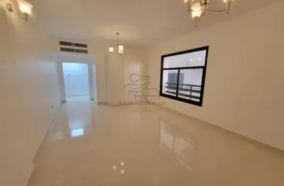 Apartment - 2 Bedrooms - 2 Bathrooms for rent in White Swan Building - Sheikh Zayed Road - Dubai