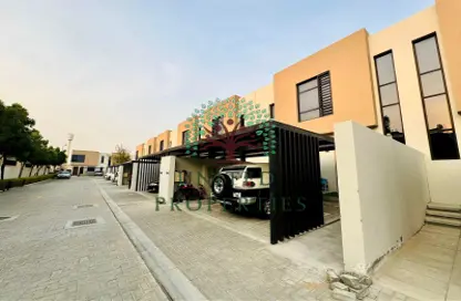 Villa - 2 Bedrooms - 4 Bathrooms for sale in Nasma Residence - Al Tai - Sharjah