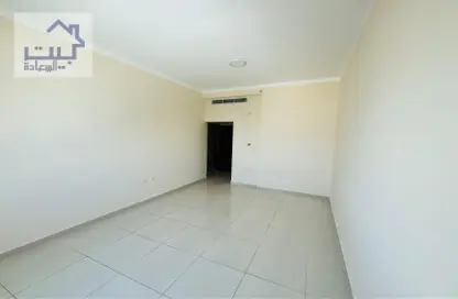 Apartment - 2 Bedrooms - 3 Bathrooms for rent in Al Jurf 2 - Al Jurf - Ajman Downtown - Ajman