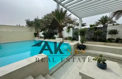 Villa - 3 Bedrooms - 5 Bathrooms for rent in Regional - Jumeirah Park - Dubai