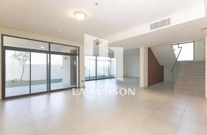 Villa - 4 Bedrooms - 6 Bathrooms for rent in West Yas - Yas Island - Abu Dhabi