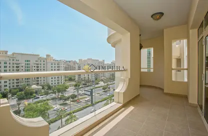 Apartment - 2 Bedrooms - 2 Bathrooms for rent in Al Sultana - Shoreline Apartments - Palm Jumeirah - Dubai