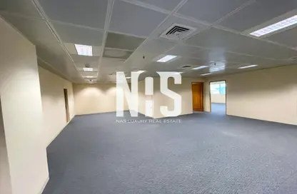 Office Space - Studio for rent in Corniche Tower - Corniche Road - Abu Dhabi