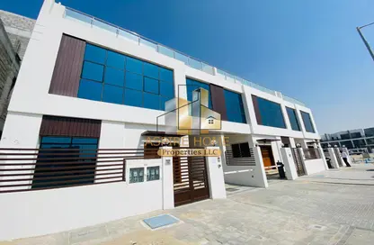 Villa - 3 Bedrooms - 4 Bathrooms for rent in Madinat Zayed - Abu Dhabi