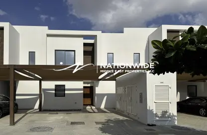 Townhouse - 2 Bedrooms - 2 Bathrooms for rent in Al Ghadeer 2 - Al Ghadeer - Abu Dhabi