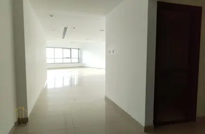 Apartment - 3 Bedrooms - 4 Bathrooms for sale in Corniche Tower - Ajman Corniche Road - Ajman