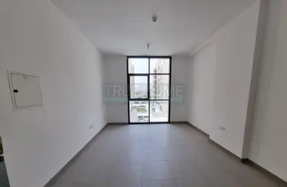 Apartment - 1 Bathroom for sale in Al Mamsha - Muwaileh - Sharjah