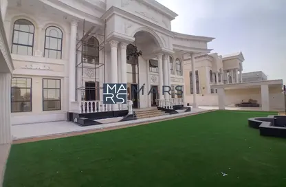 Villa - 5 Bedrooms - 7+ Bathrooms for sale in Al Hooshi Villas - Hoshi - Al Badie - Sharjah