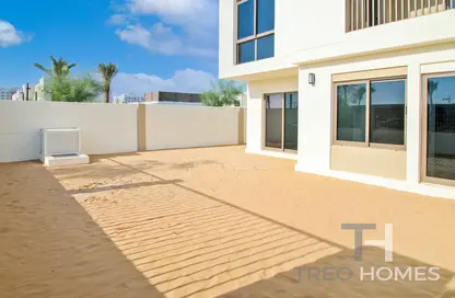 Townhouse - 4 Bedrooms - 3 Bathrooms for sale in Zahra Townhouses - Town Square - Dubai