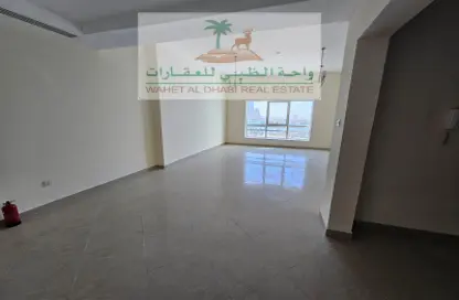 Apartment - 2 Bedrooms - 3 Bathrooms for rent in Al Majaz 1 - Al Majaz - Sharjah