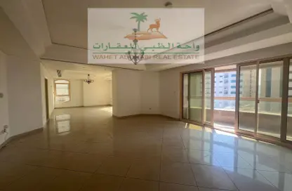 Apartment - 3 Bedrooms - 3 Bathrooms for rent in Bukhatir Tower - Al Majaz 3 - Al Majaz - Sharjah