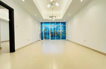 Apartment - 1 Bedroom - 2 Bathrooms for rent in Jumeirah Garden City - Al Satwa - Dubai