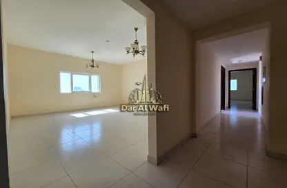 Apartment - 1 Bedroom - 2 Bathrooms for rent in Street 20 - Al Nahda - Sharjah