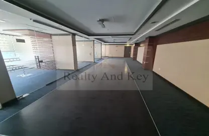 Whole Building - Studio for rent in Al Nahyan - Abu Dhabi