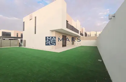 Townhouse - 4 Bedrooms - 5 Bathrooms for rent in Nasma Residence - Al Tai - Sharjah