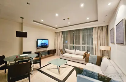 Apartment - 1 Bedroom - 2 Bathrooms for rent in Bonnington Tower - JLT Cluster J - Jumeirah Lake Towers - Dubai