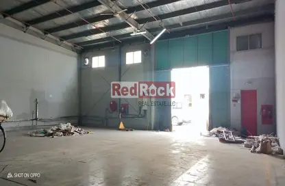 Warehouse - Studio for rent in Al Quoz 3 - Al Quoz - Dubai