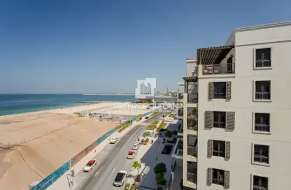 Apartment - 2 Bedrooms - 2 Bathrooms for rent in Le Pont - La Mer - Jumeirah - Dubai