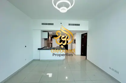 Apartment - 1 Bedroom - 2 Bathrooms for rent in The Gate Residence 2 - Dubai Residence Complex - Dubai