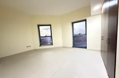 Apartment - 1 Bedroom - 2 Bathrooms for rent in Jumeirah Garden City - Al Satwa - Dubai