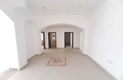 Villa - 5 Bedrooms - 5 Bathrooms for rent in Khalifa City A - Khalifa City - Abu Dhabi