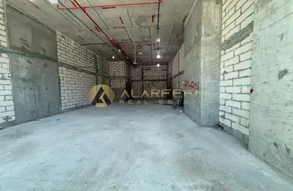 Shop - Studio - 1 Bathroom for rent in Binghatti Onyx - Jumeirah Village Circle - Dubai