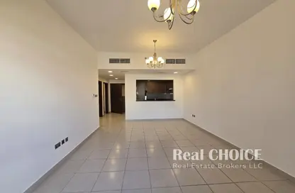 Apartment - 1 Bedroom - 2 Bathrooms for rent in Masaken Al Muraqqabat 01 - Al Muraqqabat - Deira - Dubai