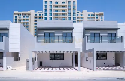 Townhouse - 3 Bedrooms - 5 Bathrooms for rent in West Village - Al Furjan - Dubai