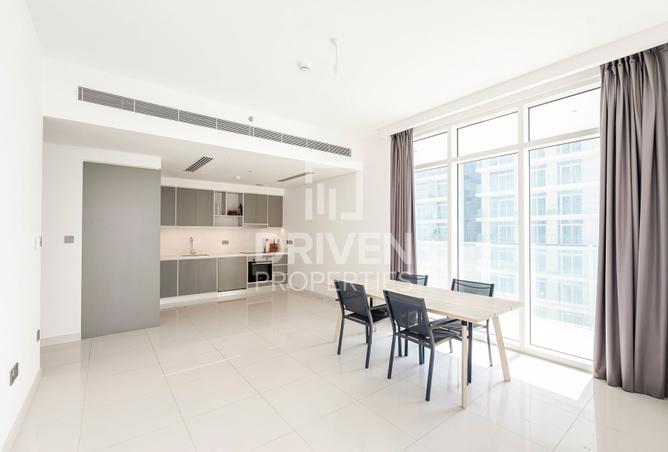 Apartment - 2 Bedrooms - 2 Bathrooms for sale in Sunrise Bay - EMAAR Beachfront - Dubai Harbour - Dubai