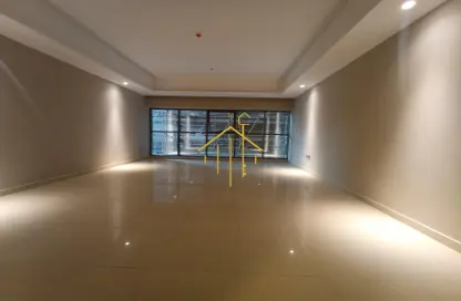 Apartment - 3 Bedrooms - 3 Bathrooms for rent in Gulfa Towers - Al Rashidiya 1 - Al Rashidiya - Ajman