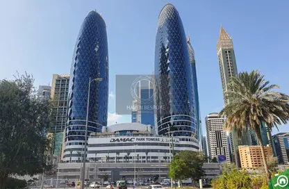 Apartment - 3 Bedrooms - 3 Bathrooms for rent in Park Tower A - Park Towers - DIFC - Dubai