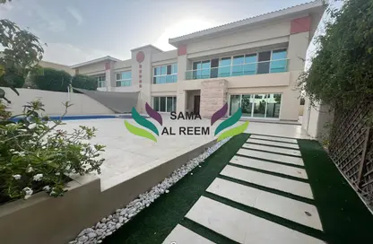 Villa - 5 Bedrooms - 4 Bathrooms for rent in Jumeirah 1 Villas - Jumeirah 1 - Jumeirah - Dubai