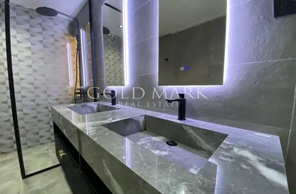 Apartment - 3 Bedrooms - 3 Bathrooms for sale in Marina Pinnacle - Dubai Marina - Dubai