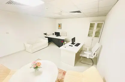 Business Centre - Studio - 1 Bathroom for rent in Abu Hail - Deira - Dubai