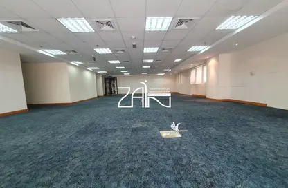 Office Space - Studio - 1 Bathroom for rent in Khalifa Street - Abu Dhabi