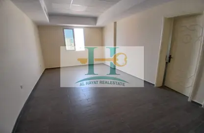 Apartment - 1 Bedroom - 2 Bathrooms for rent in Al Jurf Industrial 2 - Al Jurf Industrial - Ajman