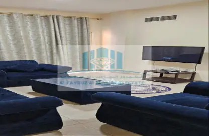 Apartment - 2 Bathrooms for rent in Ajman Corniche Road - Ajman