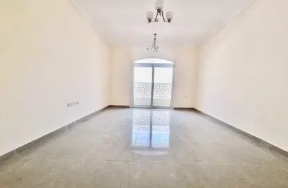 Apartment - 1 Bedroom - 2 Bathrooms for rent in The Square 2 - Muwaileh Commercial - Sharjah